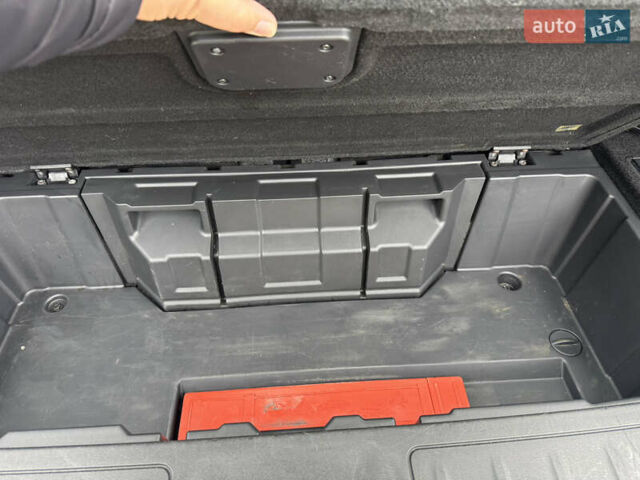Сірий Ніссан Патфайндер, об'ємом двигуна 3.5 л та пробігом 171 тис. км за 12750 $, фото 42 на Automoto.ua