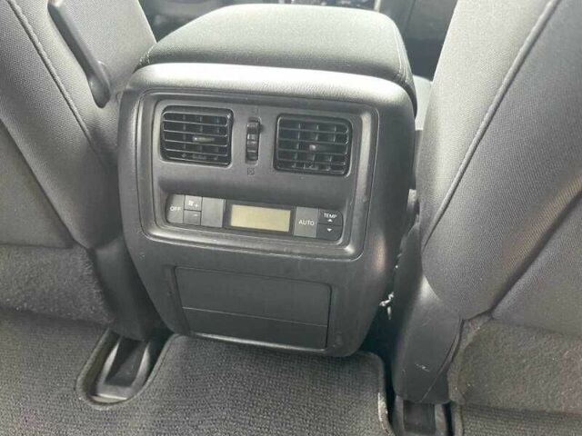 Сірий Ніссан Патфайндер, об'ємом двигуна 3.5 л та пробігом 52 тис. км за 3500 $, фото 15 на Automoto.ua