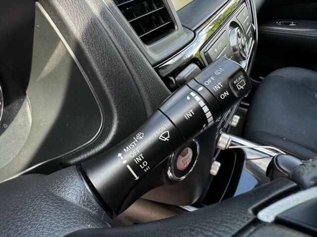 Серый Ниссан Патфайндер, объемом двигателя 3.5 л и пробегом 160 тыс. км за 12999 $, фото 9 на Automoto.ua