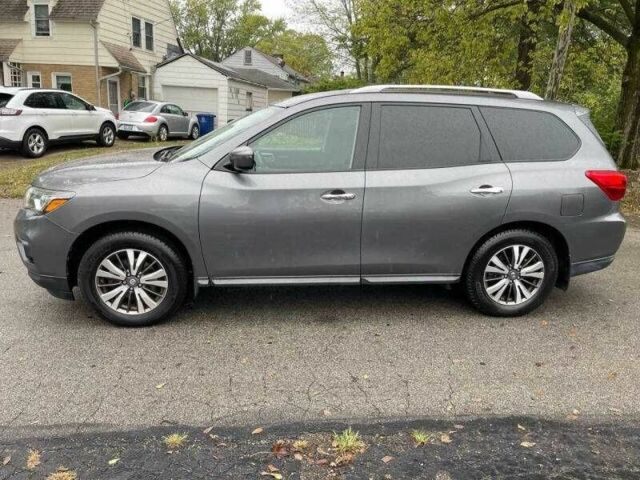 Сірий Ніссан Патфайндер, об'ємом двигуна 3.5 л та пробігом 52 тис. км за 3500 $, фото 1 на Automoto.ua