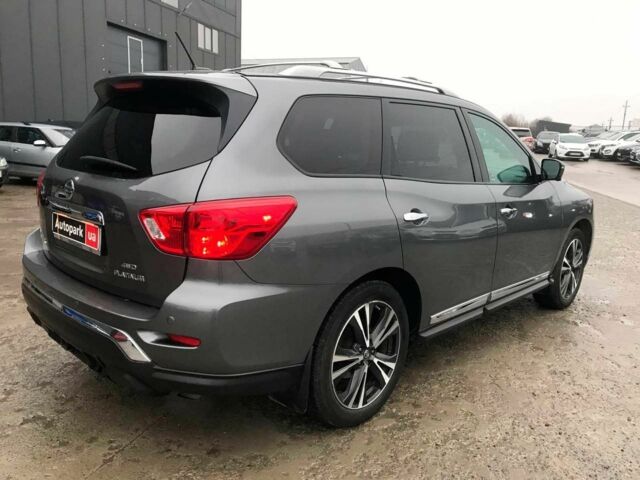 Серый Ниссан Патфайндер, объемом двигателя 3.5 л и пробегом 93 тыс. км за 20190 $, фото 8 на Automoto.ua