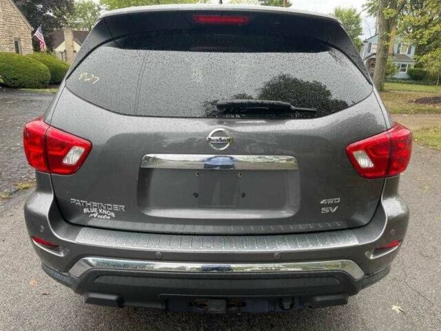 Сірий Ніссан Патфайндер, об'ємом двигуна 3.5 л та пробігом 52 тис. км за 3500 $, фото 3 на Automoto.ua