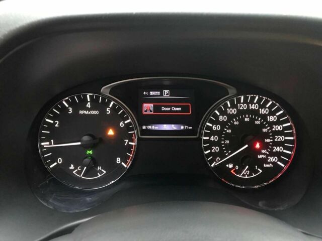 Серый Ниссан Патфайндер, объемом двигателя 3.5 л и пробегом 93 тыс. км за 20190 $, фото 19 на Automoto.ua