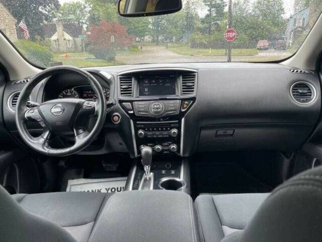 Сірий Ніссан Патфайндер, об'ємом двигуна 3.5 л та пробігом 52 тис. км за 3500 $, фото 9 на Automoto.ua