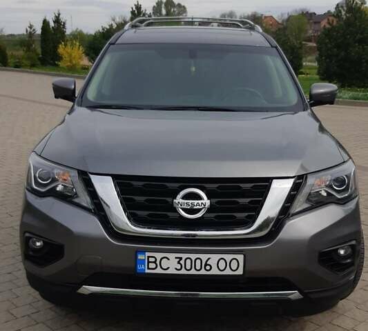 Сірий Ніссан Патфайндер, об'ємом двигуна 3.5 л та пробігом 93 тис. км за 18900 $, фото 3 на Automoto.ua