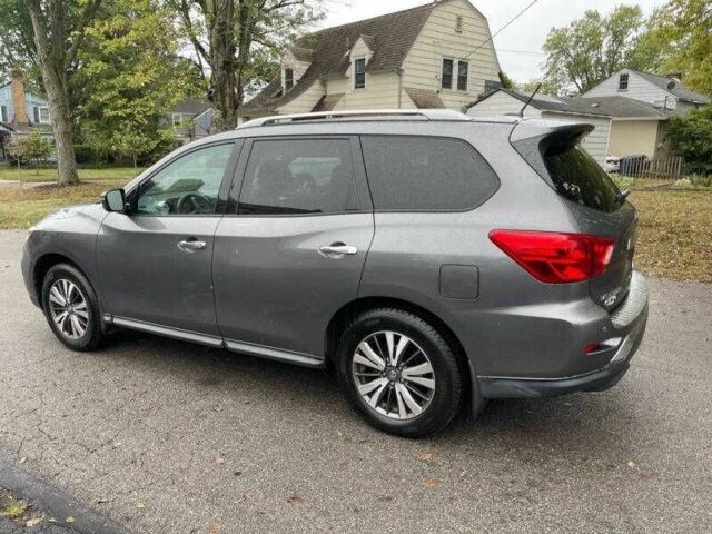 Сірий Ніссан Патфайндер, об'ємом двигуна 3.5 л та пробігом 52 тис. км за 3500 $, фото 2 на Automoto.ua