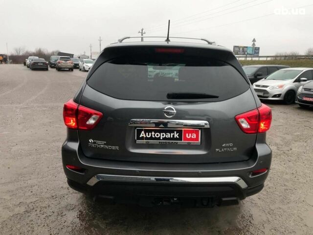 Серый Ниссан Патфайндер, объемом двигателя 3.5 л и пробегом 93 тыс. км за 20190 $, фото 5 на Automoto.ua