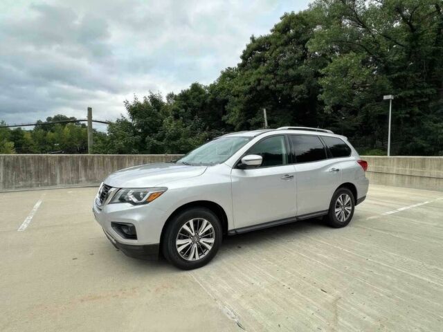 Сірий Ніссан Патфайндер, об'ємом двигуна 3.5 л та пробігом 41 тис. км за 18500 $, фото 2 на Automoto.ua