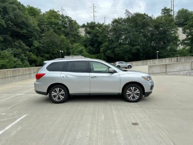 Сірий Ніссан Патфайндер, об'ємом двигуна 3.5 л та пробігом 41 тис. км за 18500 $, фото 7 на Automoto.ua