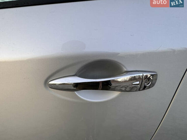 Серый Ниссан Патфайндер, объемом двигателя 3.5 л и пробегом 169 тыс. км за 15500 $, фото 22 на Automoto.ua