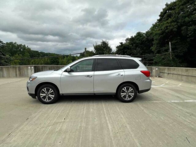 Сірий Ніссан Патфайндер, об'ємом двигуна 3.5 л та пробігом 41 тис. км за 18500 $, фото 3 на Automoto.ua