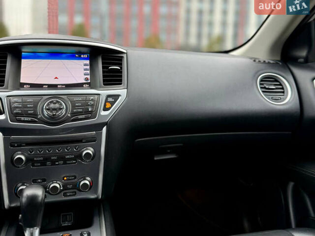 Серый Ниссан Патфайндер, объемом двигателя 3.5 л и пробегом 176 тыс. км за 13700 $, фото 39 на Automoto.ua