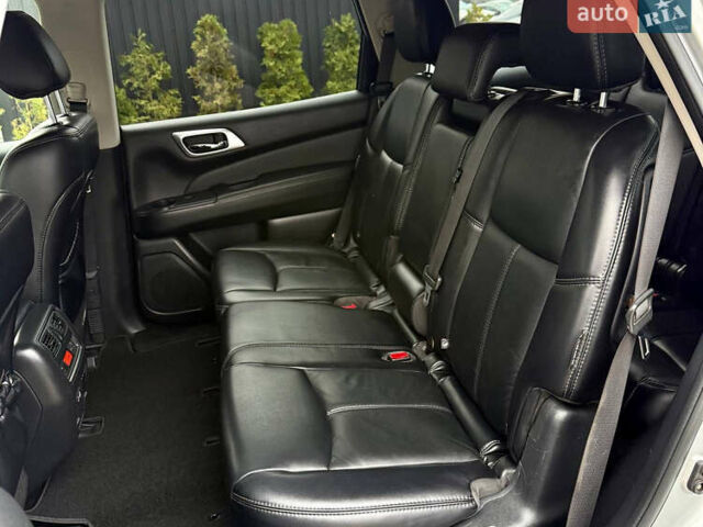 Серый Ниссан Патфайндер, объемом двигателя 3.5 л и пробегом 176 тыс. км за 13700 $, фото 34 на Automoto.ua