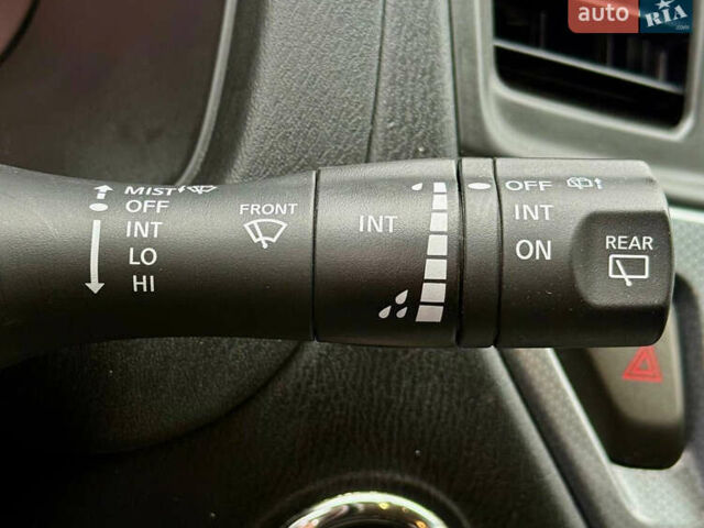 Серый Ниссан Патфайндер, объемом двигателя 3.5 л и пробегом 176 тыс. км за 13700 $, фото 26 на Automoto.ua