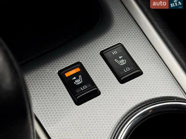 Серый Ниссан Патфайндер, объемом двигателя 3.5 л и пробегом 176 тыс. км за 13700 $, фото 28 на Automoto.ua