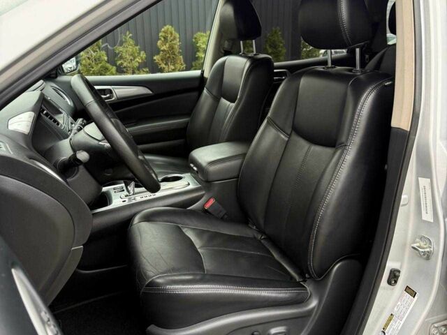 Серый Ниссан Патфайндер, объемом двигателя 0 л и пробегом 176 тыс. км за 13700 $, фото 9 на Automoto.ua