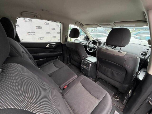 Серый Ниссан Патфайндер, объемом двигателя 3.5 л и пробегом 189 тыс. км за 11500 $, фото 5 на Automoto.ua