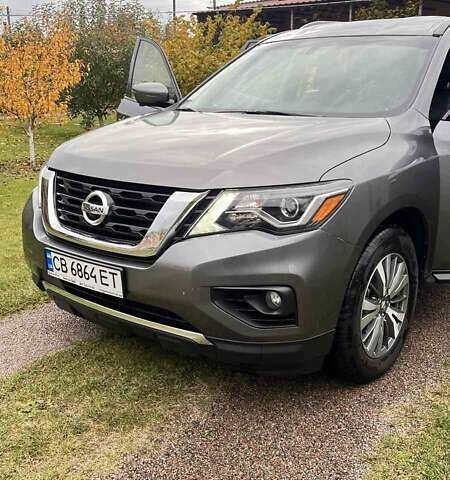 Серый Ниссан Патфайндер, объемом двигателя 3.5 л и пробегом 128 тыс. км за 18300 $, фото 20 на Automoto.ua