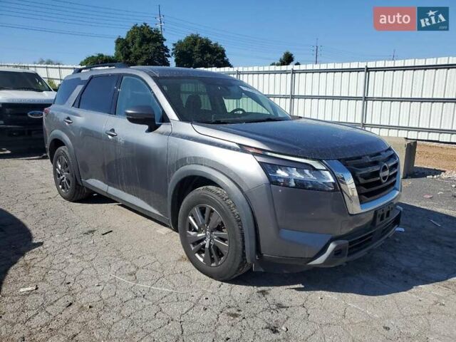 Сірий Ніссан Патфайндер, об'ємом двигуна 3.5 л та пробігом 83 тис. км за 7500 $, фото 3 на Automoto.ua