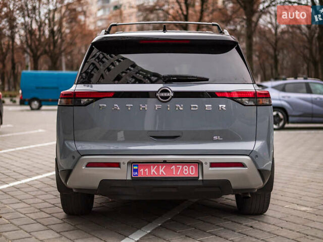Сірий Ніссан Патфайндер, об'ємом двигуна 3.5 л та пробігом 52 тис. км за 33900 $, фото 1 на Automoto.ua