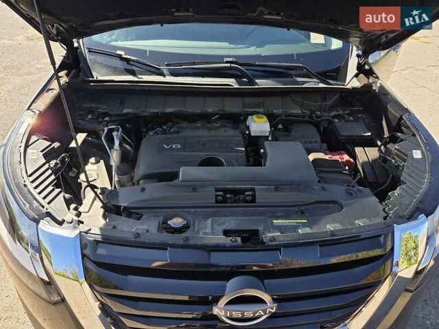 Серый Ниссан Патфайндер, объемом двигателя 3.5 л и пробегом 50 тыс. км за 37500 $, фото 8 на Automoto.ua