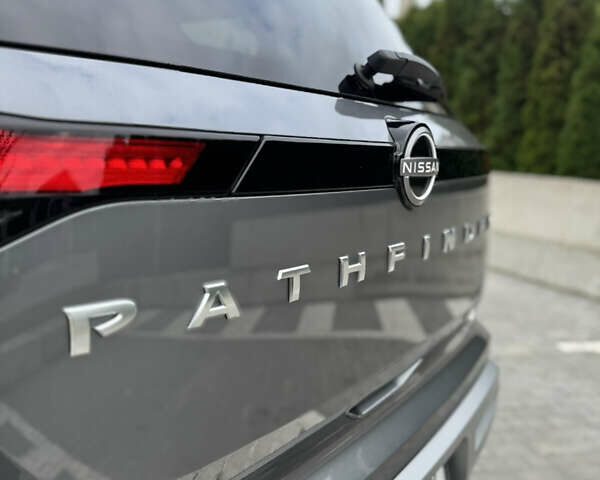 Ніссан Патфайндер 2022 у Рівному на Automoto.ua Сірий Ніссан Патфайндер, об'ємом двигуна 3.5 л та пробігом 53 тис. км за 37500 $, фото 14 на Automoto.ua