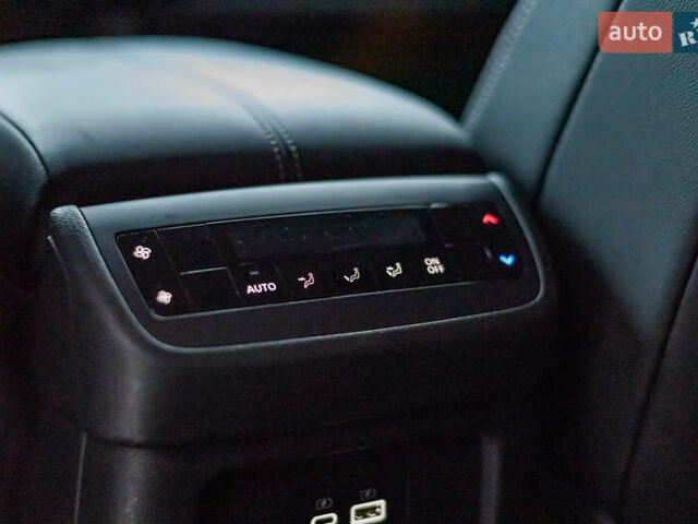 Сірий Ніссан Патфайндер, об'ємом двигуна 3.5 л та пробігом 52 тис. км за 33900 $, фото 39 на Automoto.ua