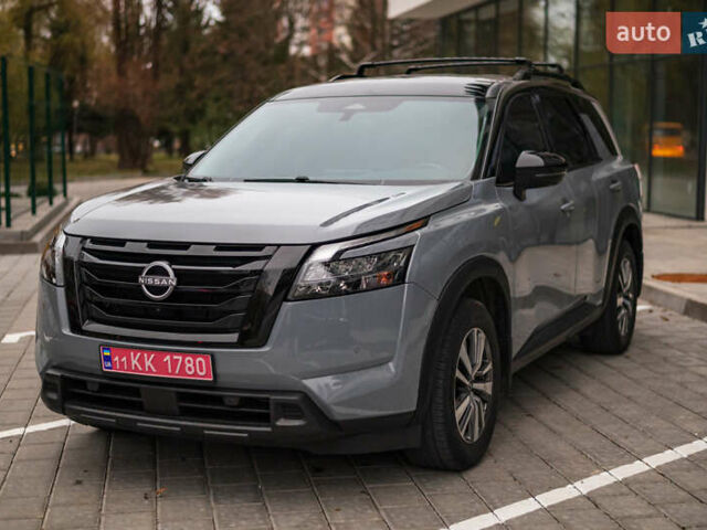 Сірий Ніссан Патфайндер, об'ємом двигуна 3.5 л та пробігом 52 тис. км за 33900 $, фото 6 на Automoto.ua