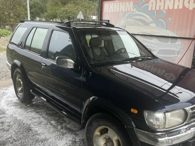 Синий Ниссан Патфайндер, объемом двигателя 3.3 л и пробегом 295 тыс. км за 4100 $, фото 1 на Automoto.ua