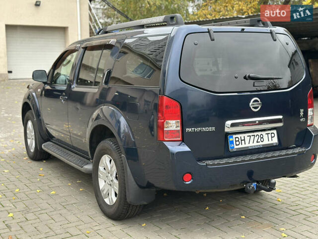 Синий Ниссан Патфайндер, объемом двигателя 2.49 л и пробегом 218 тыс. км за 9000 $, фото 10 на Automoto.ua
