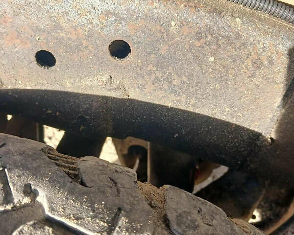 Синий Ниссан Патфайндер, объемом двигателя 2.5 л и пробегом 290 тыс. км за 9500 $, фото 9 на Automoto.ua