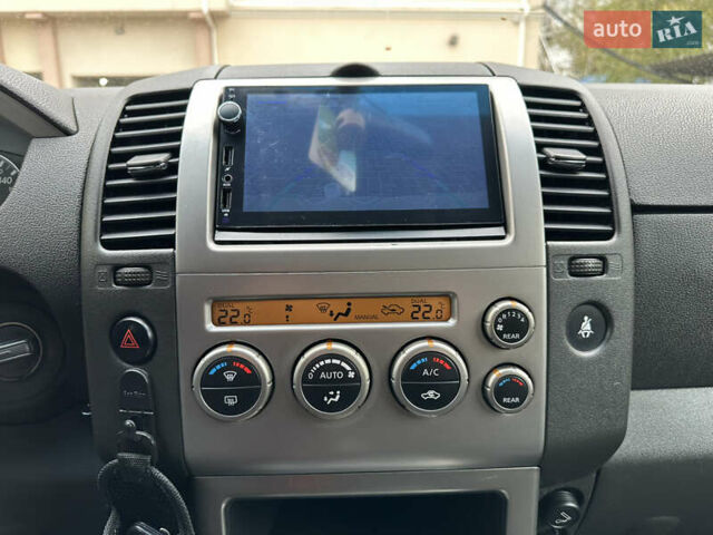 Синий Ниссан Патфайндер, объемом двигателя 2.49 л и пробегом 218 тыс. км за 9000 $, фото 33 на Automoto.ua