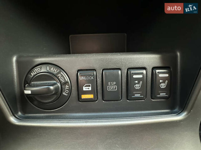 Синий Ниссан Патфайндер, объемом двигателя 2.49 л и пробегом 218 тыс. км за 9000 $, фото 34 на Automoto.ua