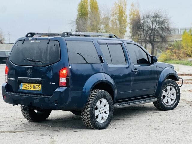 Синій Ніссан Патфайндер, об'ємом двигуна 2.5 л та пробігом 200 тис. км за 4250 $, фото 15 на Automoto.ua