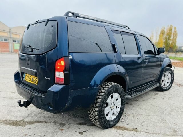 Синій Ніссан Патфайндер, об'ємом двигуна 2.5 л та пробігом 200 тис. км за 4250 $, фото 4 на Automoto.ua