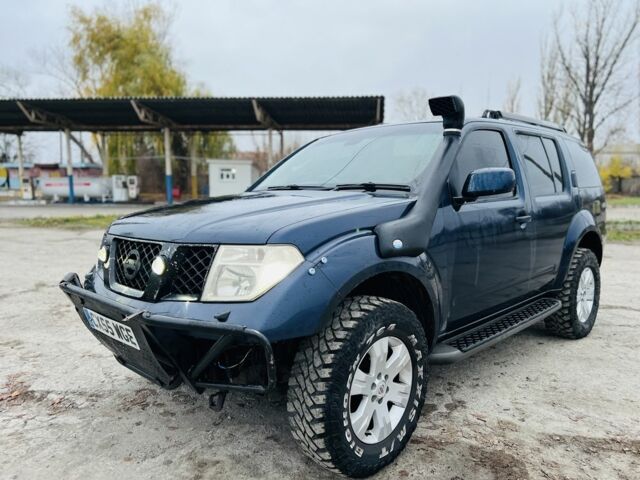 Синій Ніссан Патфайндер, об'ємом двигуна 2.5 л та пробігом 200 тис. км за 4250 $, фото 6 на Automoto.ua