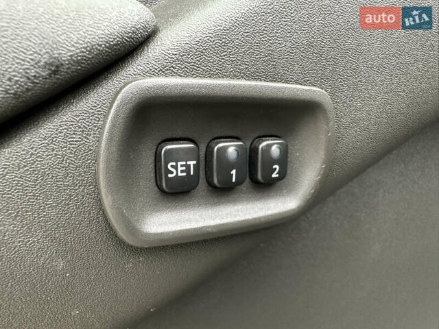 Синий Ниссан Патфайндер, объемом двигателя 2.49 л и пробегом 218 тыс. км за 9000 $, фото 29 на Automoto.ua