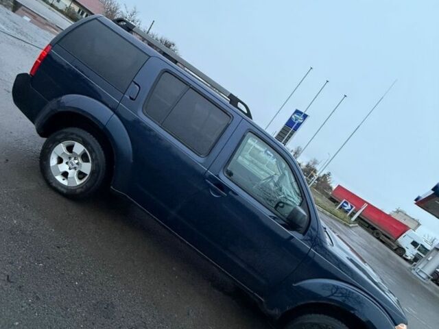 Синий Ниссан Патфайндер, объемом двигателя 4 л и пробегом 115 тыс. км за 5000 $, фото 7 на Automoto.ua