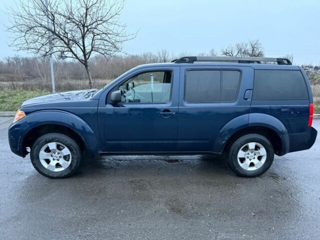 Синий Ниссан Патфайндер, объемом двигателя 4 л и пробегом 115 тыс. км за 5000 $, фото 11 на Automoto.ua