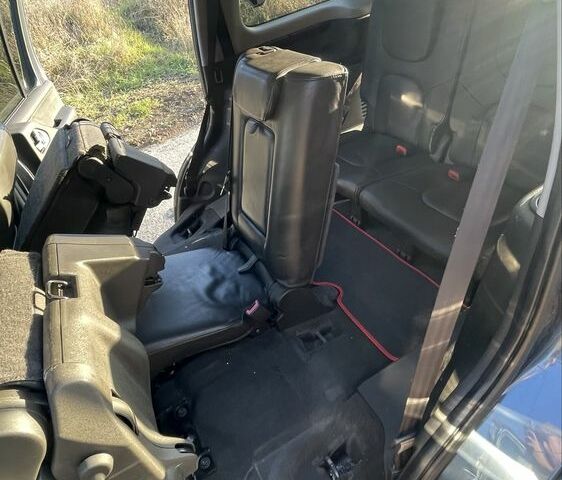 Синий Ниссан Патфайндер, объемом двигателя 2.5 л и пробегом 336 тыс. км за 5500 $, фото 17 на Automoto.ua