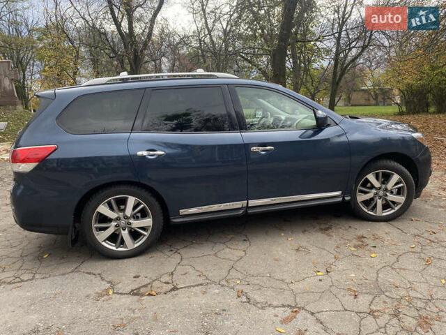 Ниссан Патфайндер 2014 в Кропивницком (Кировограде) на Automoto.ua Синий Ниссан Патфайндер, объемом двигателя 3.5 л и пробегом 221 тыс. км за 14500 $, фото 2 на Automoto.ua