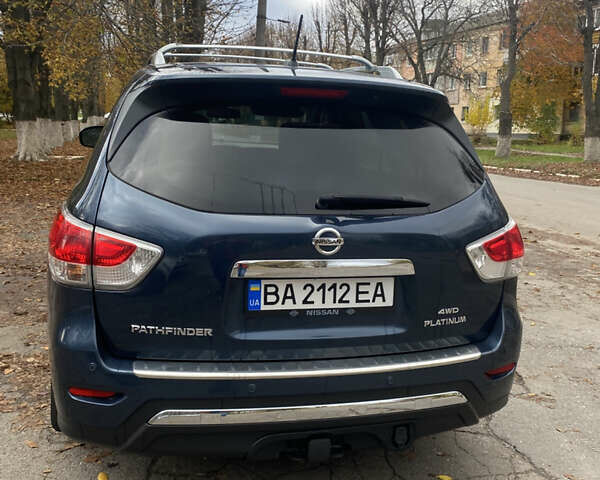 Ниссан Патфайндер 2014 в Кропивницком (Кировограде) на Automoto.ua Синий Ниссан Патфайндер, объемом двигателя 3.5 л и пробегом 221 тыс. км за 14500 $, фото 1 на Automoto.ua