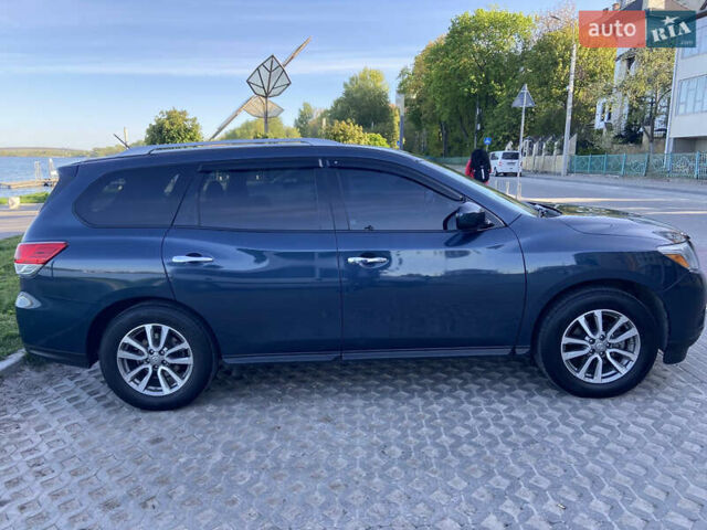 Синий Ниссан Патфайндер, объемом двигателя 3.5 л и пробегом 162 тыс. км за 12500 $, фото 4 на Automoto.ua
