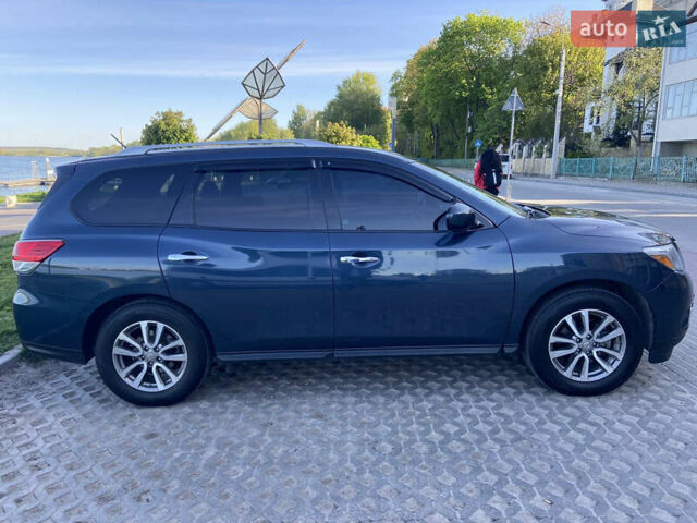 Синий Ниссан Патфайндер, объемом двигателя 3.5 л и пробегом 162 тыс. км за 12500 $, фото 13 на Automoto.ua