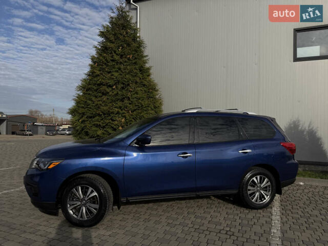 Синий Ниссан Патфайндер, объемом двигателя 3.5 л и пробегом 84 тыс. км за 19800 $, фото 2 на Automoto.ua