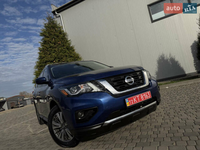 Синий Ниссан Патфайндер, объемом двигателя 3.5 л и пробегом 84 тыс. км за 19800 $, фото 5 на Automoto.ua