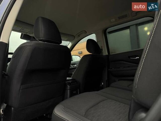 Синий Ниссан Патфайндер, объемом двигателя 3.5 л и пробегом 98 тыс. км за 32900 $, фото 45 на Automoto.ua