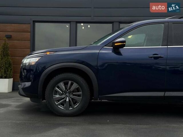 Синий Ниссан Патфайндер, объемом двигателя 3.5 л и пробегом 98 тыс. км за 32900 $, фото 7 на Automoto.ua