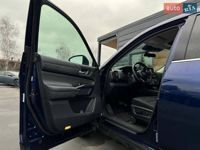 Синий Ниссан Патфайндер, объемом двигателя 3.5 л и пробегом 98 тыс. км за 32900 $, фото 21 на Automoto.ua