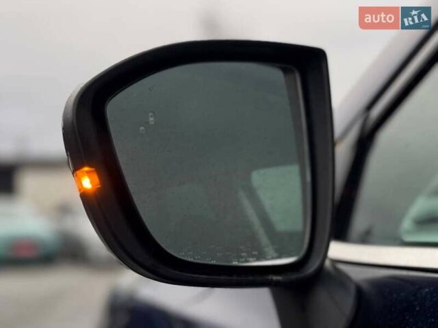 Синий Ниссан Патфайндер, объемом двигателя 3.5 л и пробегом 98 тыс. км за 32900 $, фото 4 на Automoto.ua